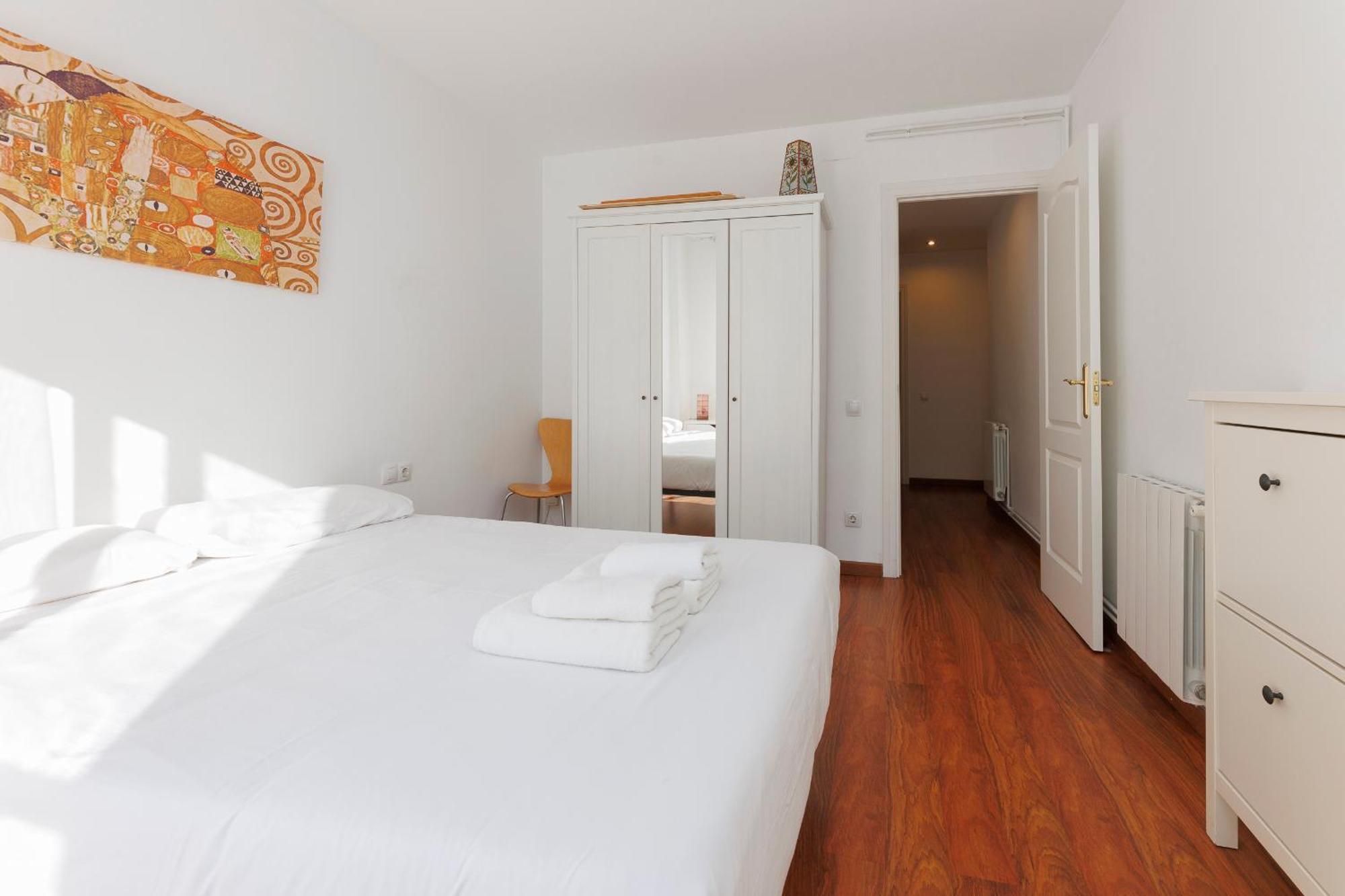 Aparteasy - Private Terrace, 3-Bedroom Apartment Barcelona Ngoại thất bức ảnh